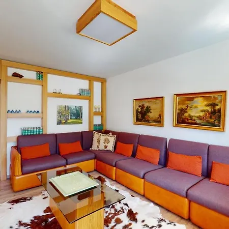 St. Moritzerhof 51 *