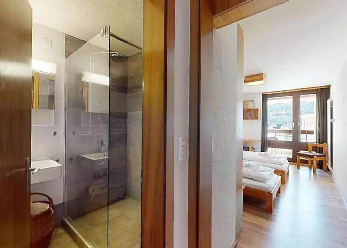 St. Moritzerhof 51 *